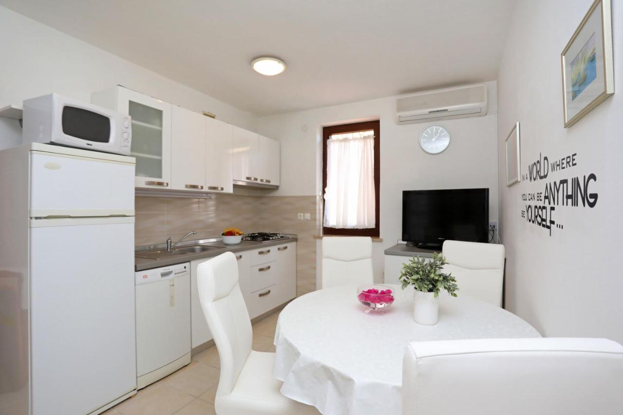 Greenhouse Family Apartments Rabac Εξωτερικό φωτογραφία